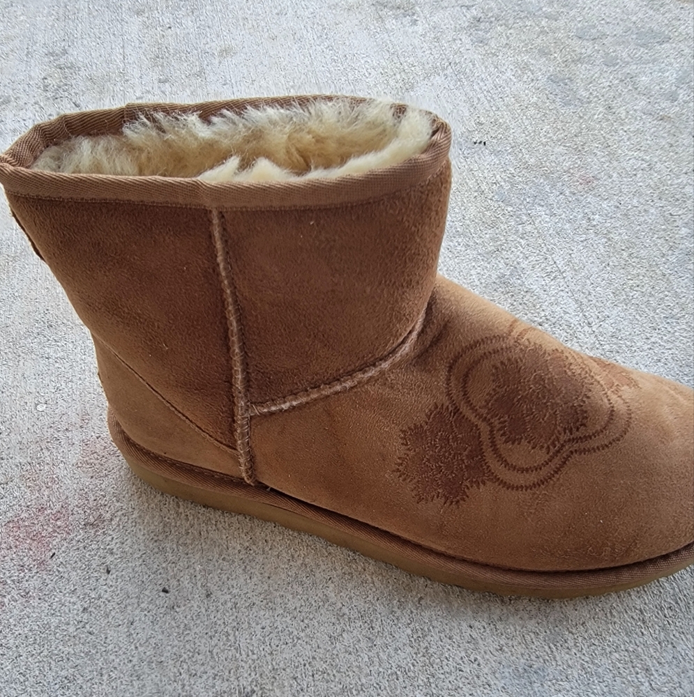 Mini Ugg Boots - image 1